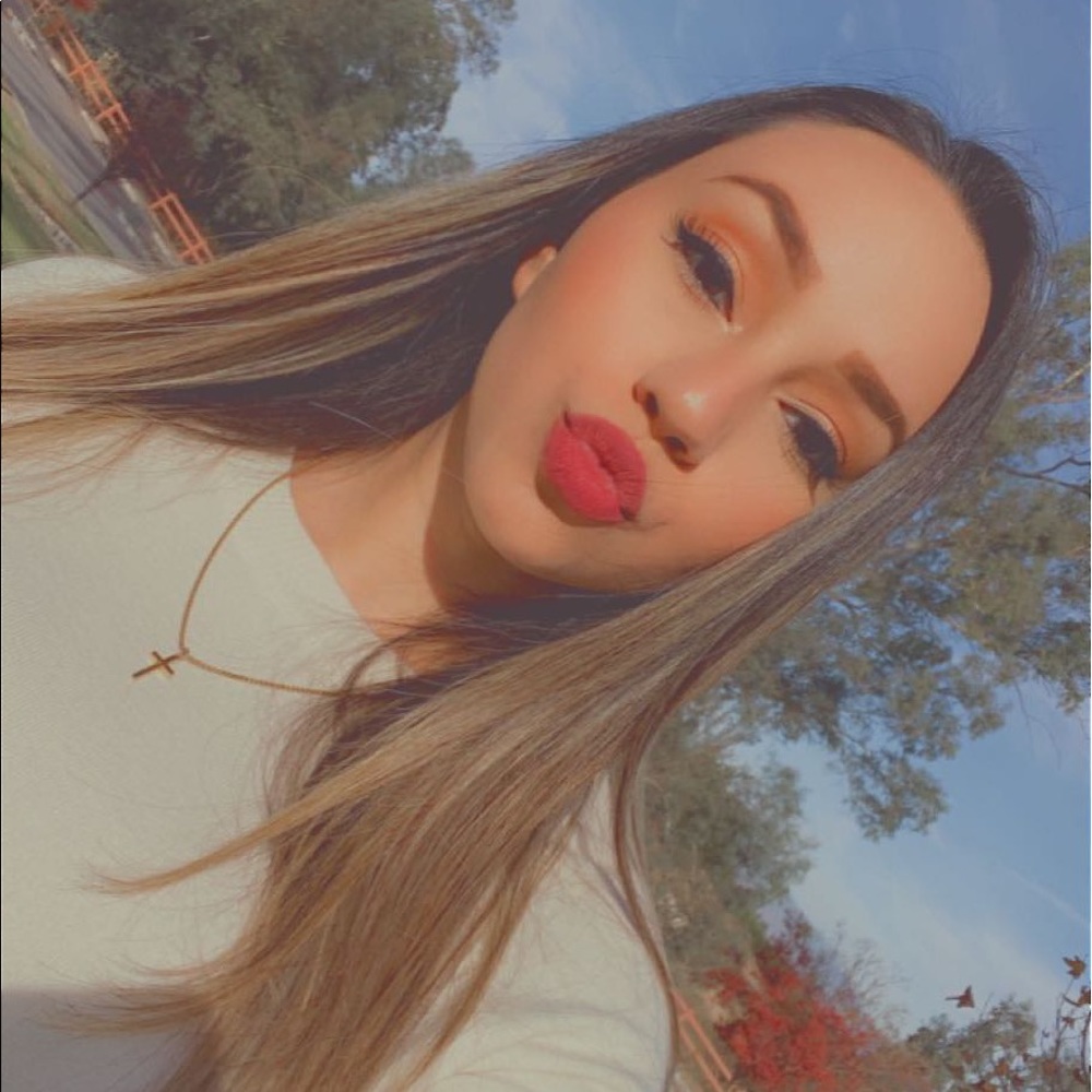 Meet your Posher, Natalia